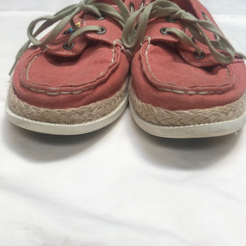 Margaritaville summer shoes. Size 9. - Picture 5 of 6